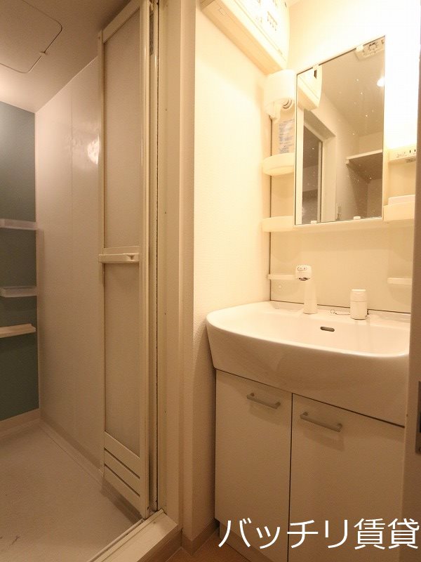 洗面設備　写真は別号室イメージの為、現状を優先致します