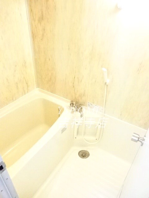 バス・シャワールーム　浴室