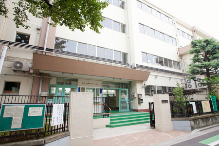 小学校　荒川区立第五峡田小学校（小学校）まで158m