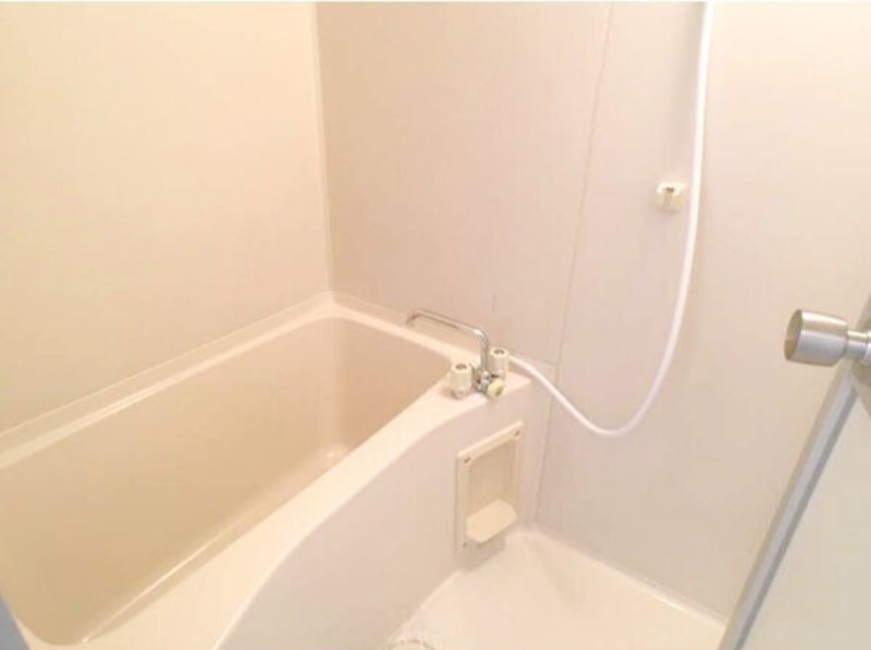 バス・シャワールーム　図面と現状に相違がある場合には現状を優先