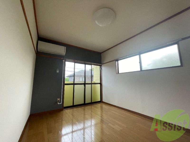 その他部屋・スペース　清潔感のあるお部屋でゆったり休めます。