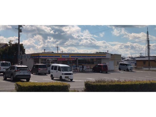 コンビニ　ミニストップ瀬戸赤重東店（コンビニ）まで1078m