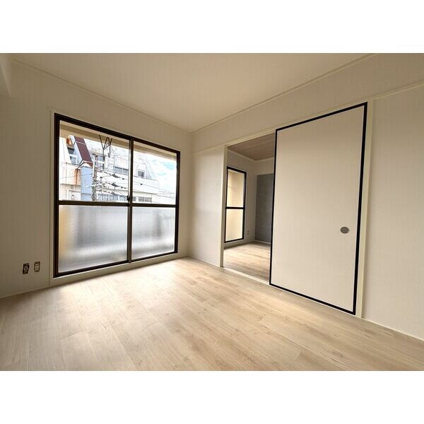 眺望　※同建物内別室の参考写真です、内装が異なる場合がございます