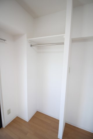 収納　（別タイプ参考写真）ラ・フラッツ　文京区千石1