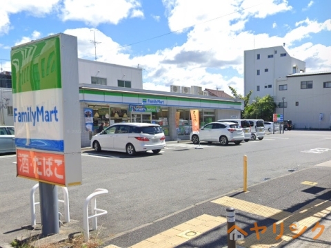 コンビニ　ファミリーマート名古屋上飯田店（コンビニ）まで580m