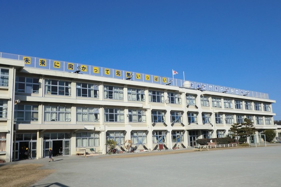 小学校　武蔵村山市立第二小学校（小学校）まで444m