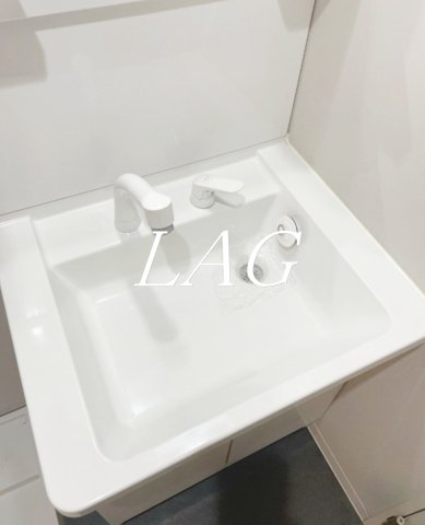 洗面設備　洗面台です。