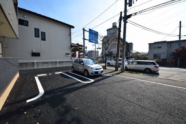 駐車場　敷地内駐車場