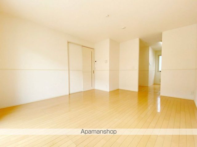 コモレビ大蔵 Lの居間写真