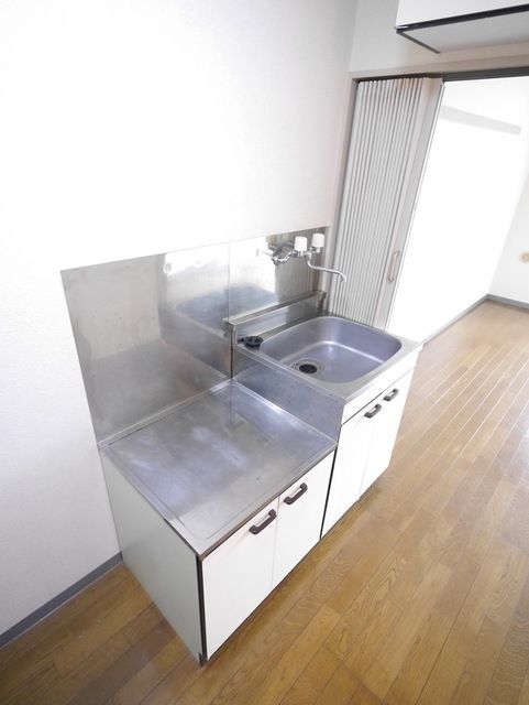 キッチン　★お部屋探しは株式会社タウンハウジング東京まで★