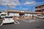 コンビニ　セブンイレブン八王子長沼東店（コンビニ）まで392m