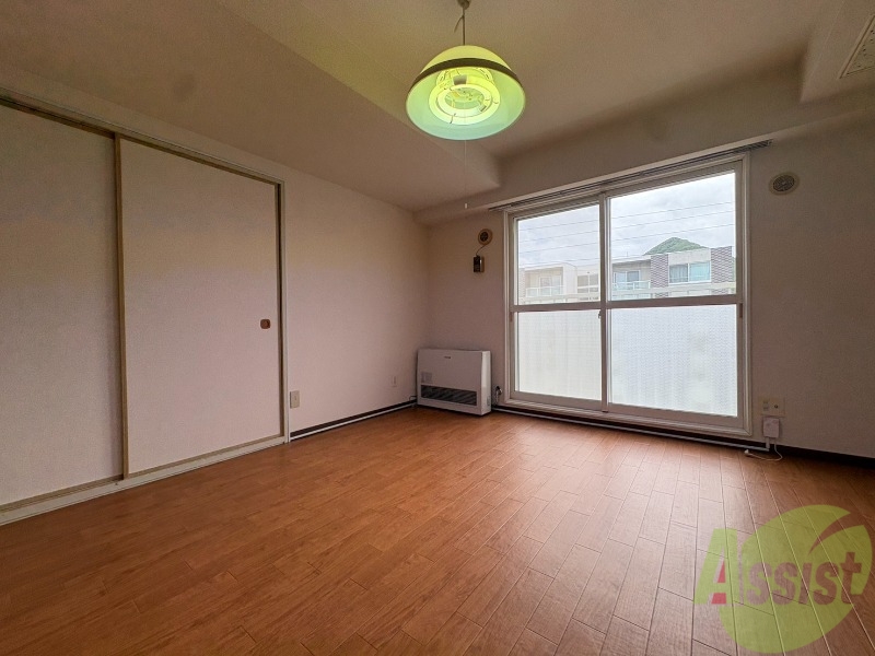 居室・リビング　広くてキレイなお部屋が広がっていて、充実した生活が送れそう。