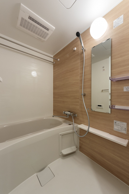 バス・シャワールーム　※写真は同タイプ住戸です。