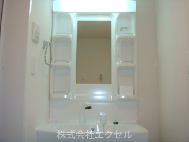洗面設備　朝に便利なシャンプードレッサー