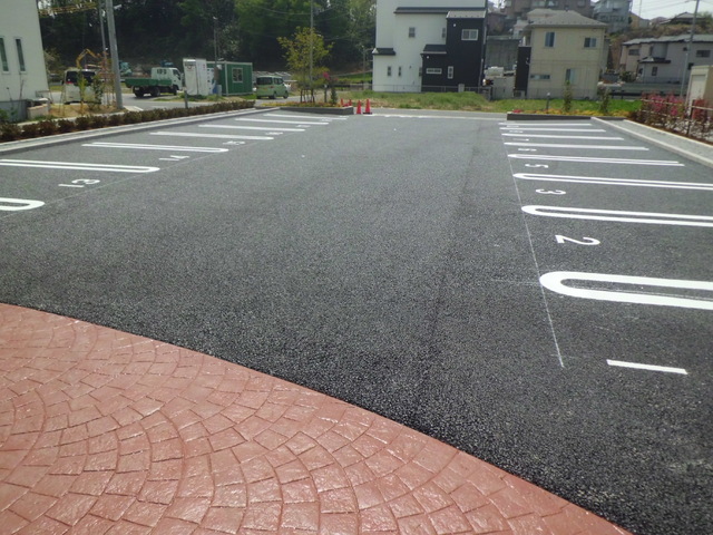 駐車場　駐車場