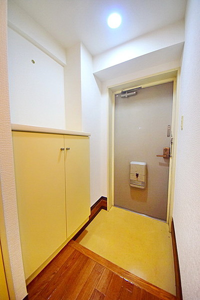 玄関　玄関は
