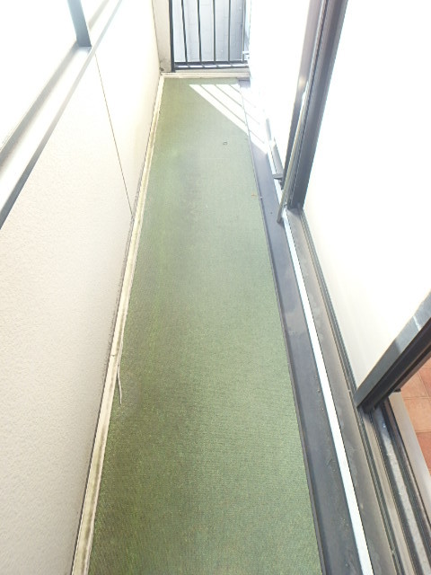 バルコニー　図面と現状に相違がある場合には現状を優先．．．