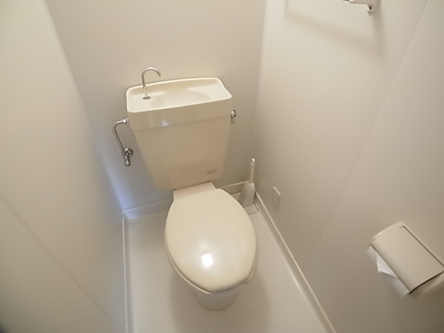 ＪＲ東海道本線 住吉駅 徒歩1分 4階建 築28年のトイレ写真