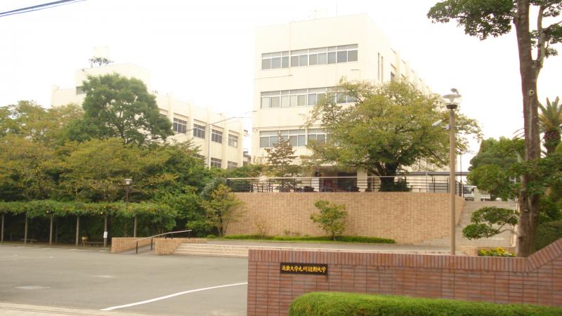 大学・短大　私立近畿大学九州短期大学（大学・短大）まで2860m
