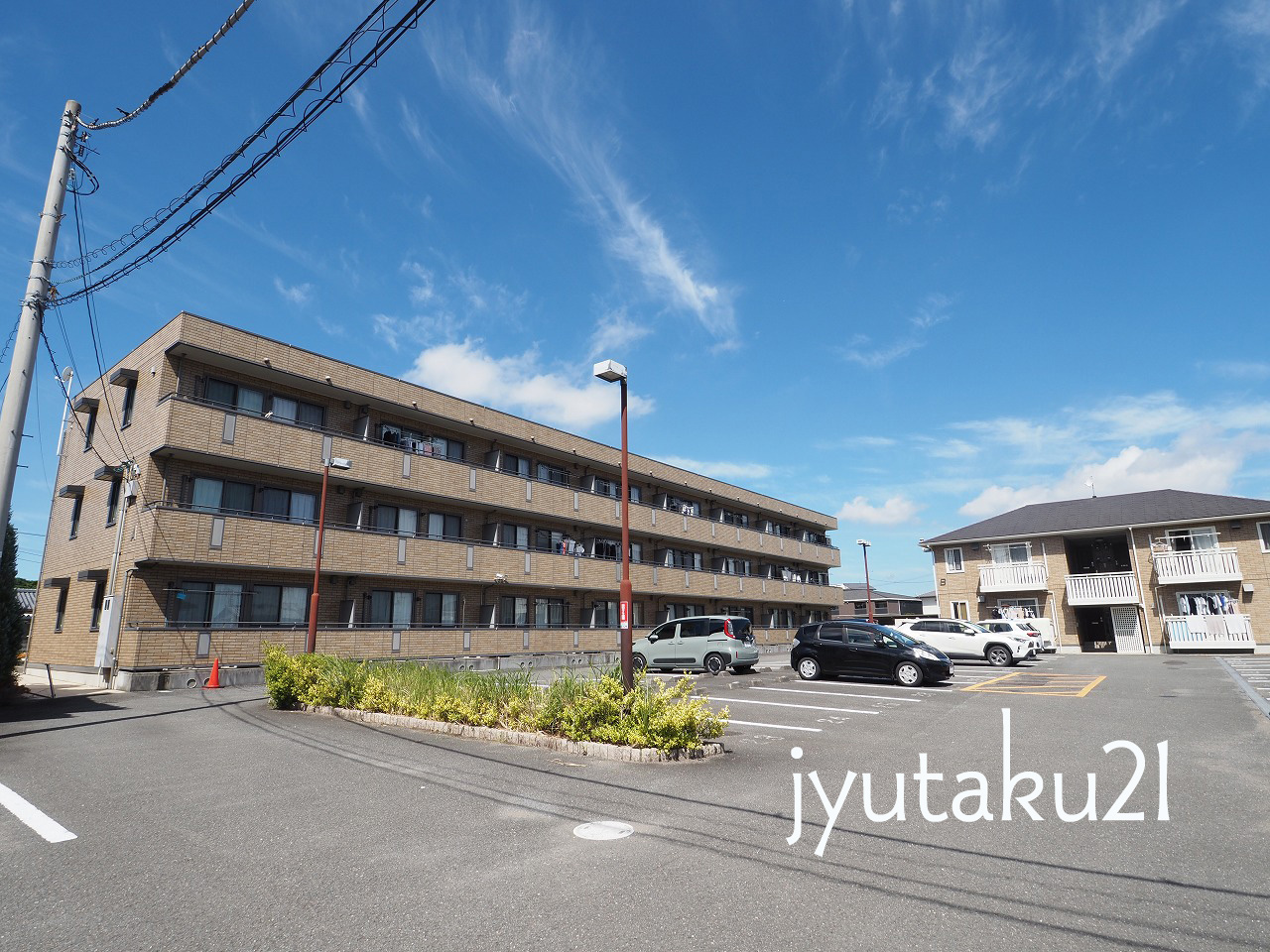 徳島市南島田町のマンションの建物外観