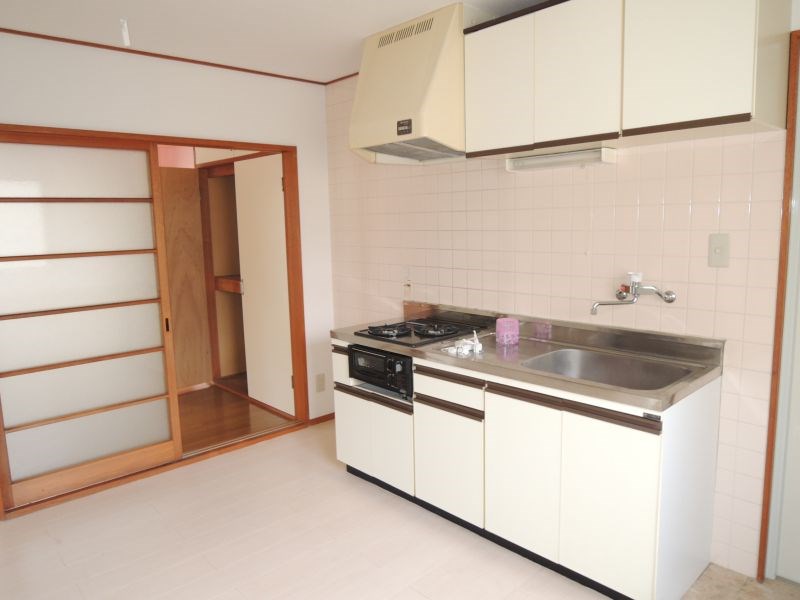 キッチン　調理動線を考慮したシステムキッチン