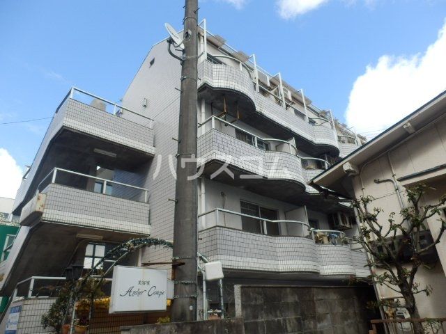 名古屋市天白区音聞山のマンションの建物外観