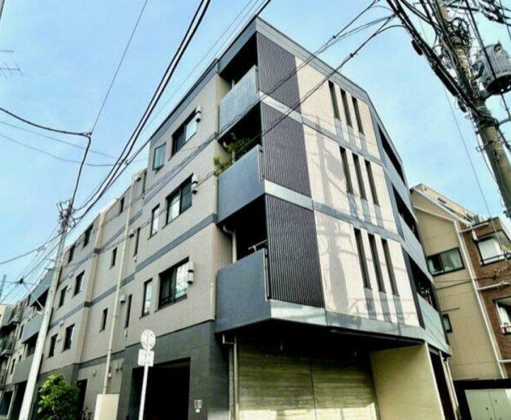 目黒区原町のマンションの建物外観