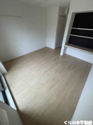 居室・リビング　反転タイプのお部屋の写真です（現況を優先致します）