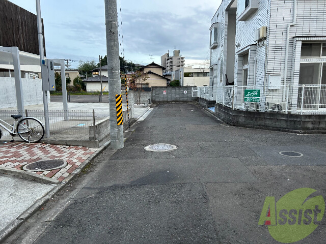 【仙台市青葉区葉山町のアパートの駐車場】