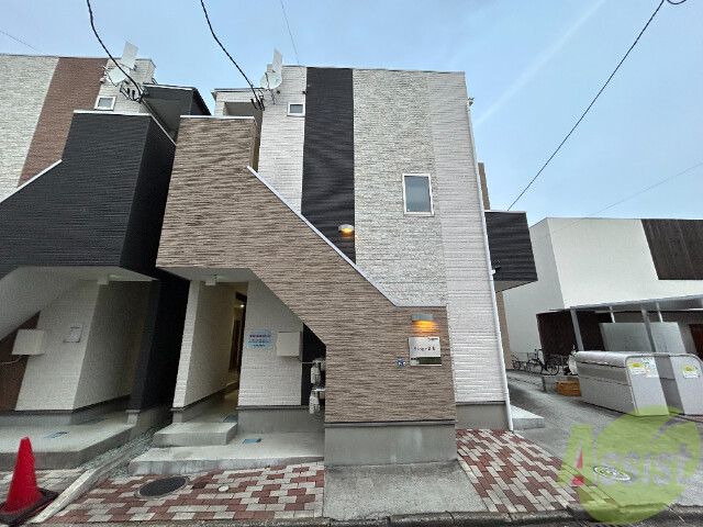 【仙台市青葉区葉山町のアパートの建物外観】