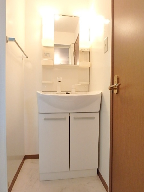 洗面設備　図面と現状が相違がある場合には現状を優先