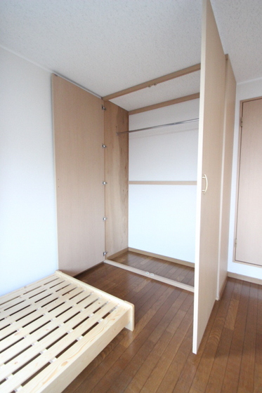 収納　※別部屋の写真です