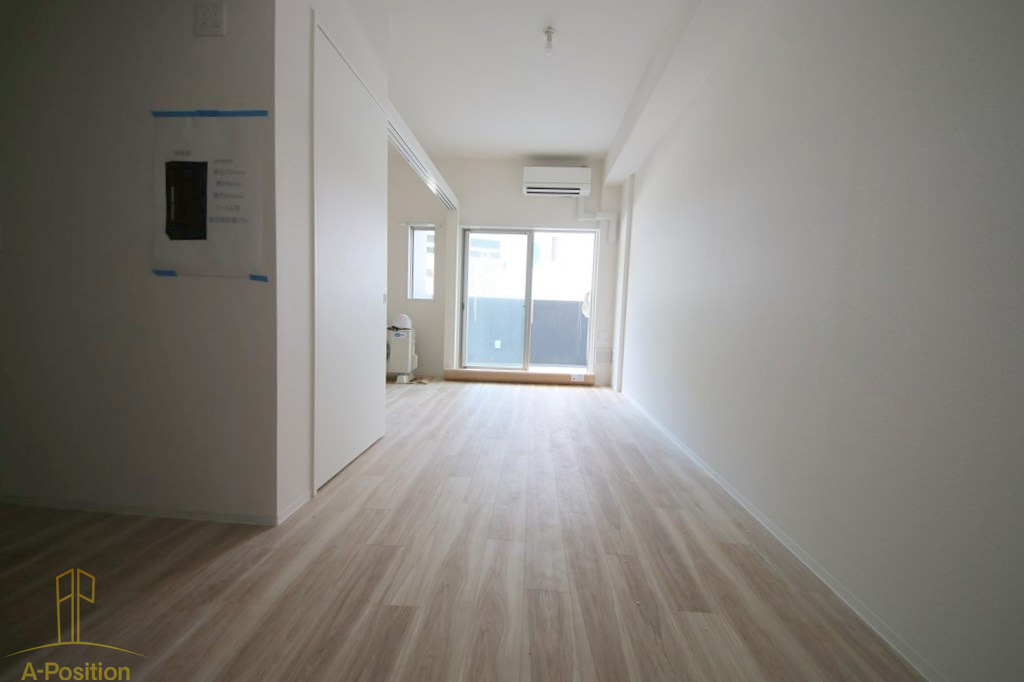 居室・リビング　セレニテ福島アリア