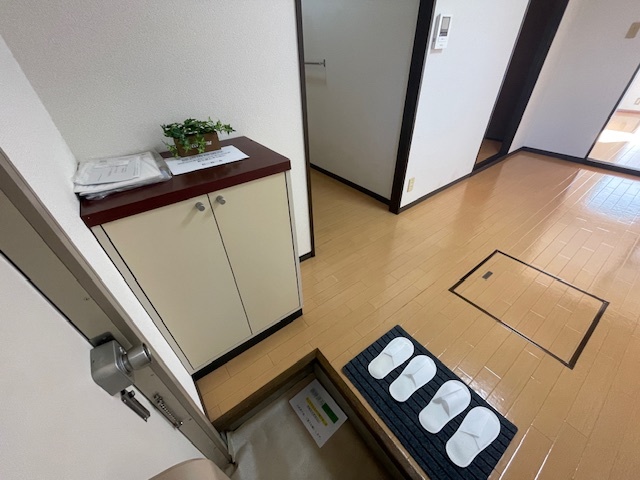 玄関　別号室のお写真です