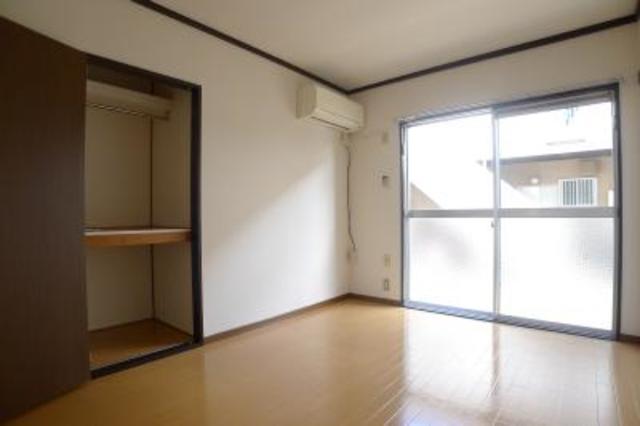 居室・リビング　別号室のお写真です