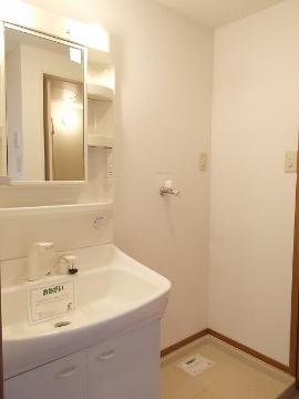 洗面設備　洗髪洗面化粧台