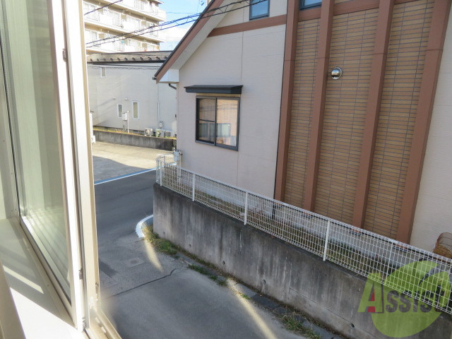 バルコニー　バルコニーはありませんが、陽当たりとても良いです。