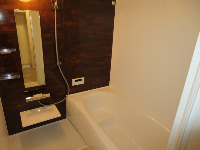 バス・シャワールーム　追い焚きバス