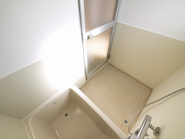 バス・シャワールーム　きれいなお風呂です