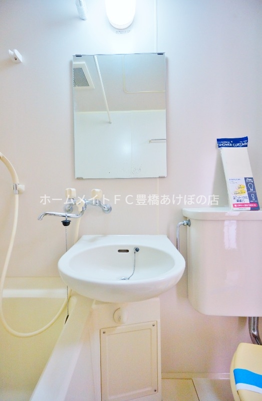 洗面設備　同型別部屋写真