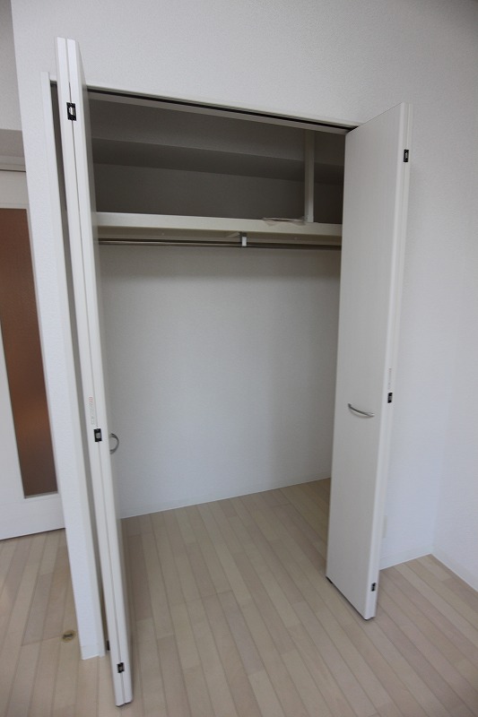 収納　上部にも収納スペース付きです。