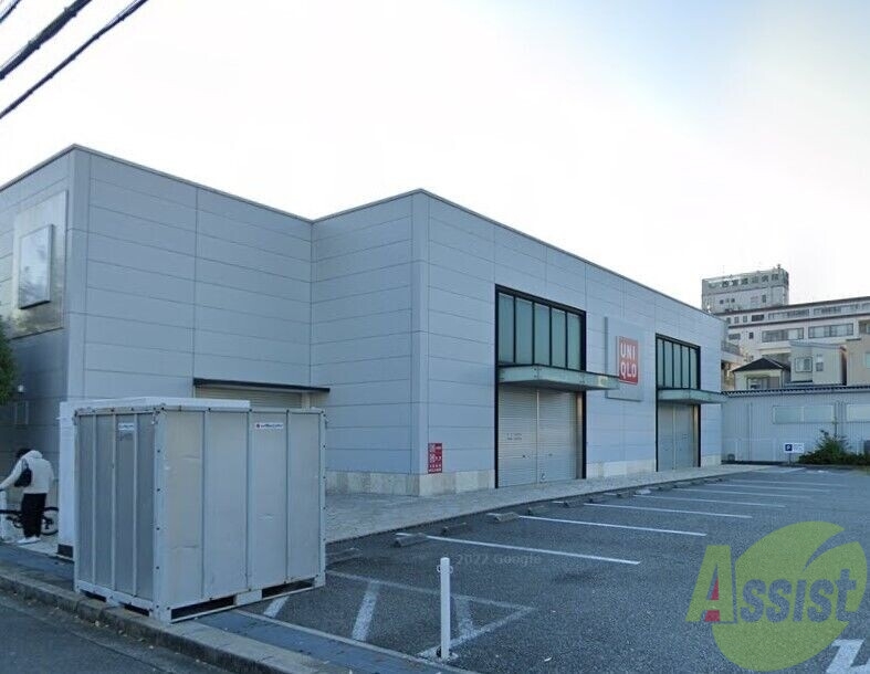 ショッピングセンター　ユニクロ西宮室川店（ショッピングセンター）まで880m