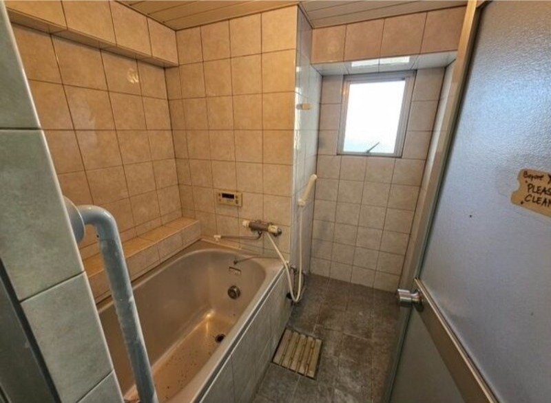 バス・シャワールーム　図面と現状に相違がある場合には現状を優先