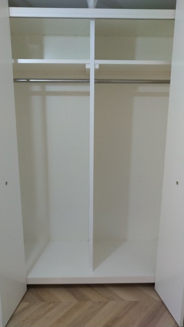 収納　可動式クローゼット