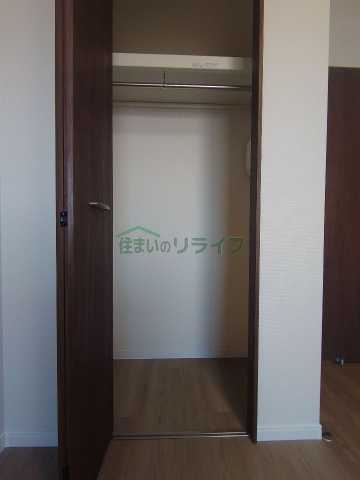 収納　別部屋の参考写真になります。