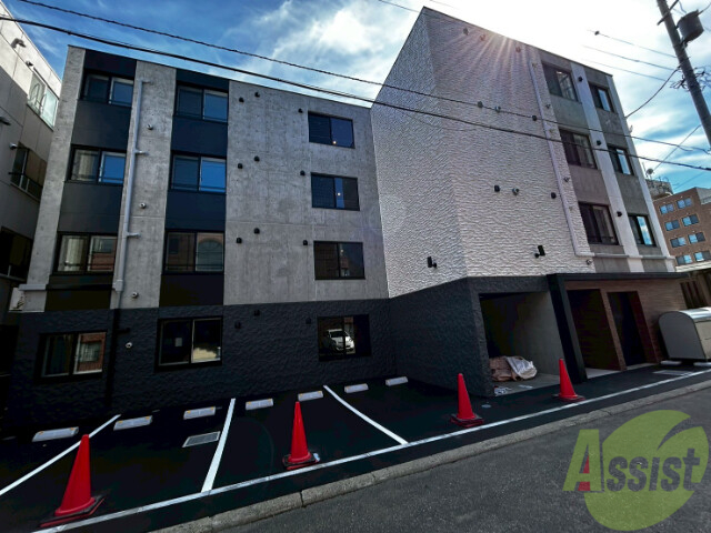 建物外観　札幌市北区北３８条西「ＣＬＡＲＩＣＥ麻生」