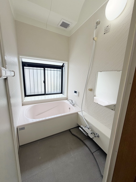 バス・シャワールーム　～あったまる～