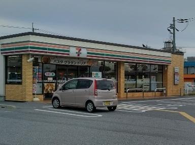 コンビニ　セブンイレブン長浜馬車道通り店（コンビニ）まで559m
