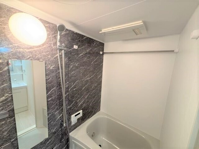 バス・シャワールーム　浴室