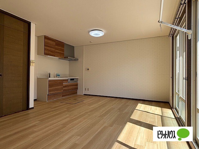 居室・リビング　１３．５帖リビング